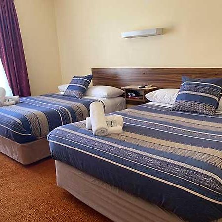 Donnybrook Motel Kültér fotó