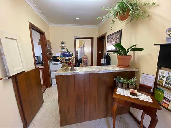 Donnybrook Motel Kültér fotó